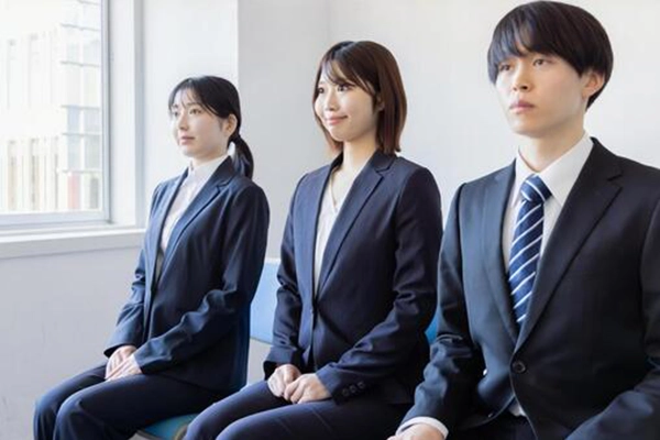 新入社員の写真